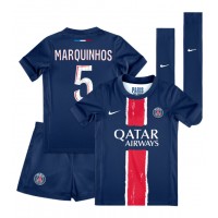 Camisa de Futebol Paris Saint-Germain Marquinhos #5 Equipamento Principal Infantil 2024-25 Manga Curta (+ Calças curtas)